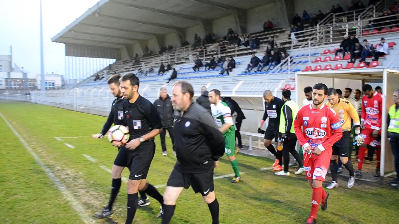 entrée des joueurs OSQ/ST OUEN L'Aumone