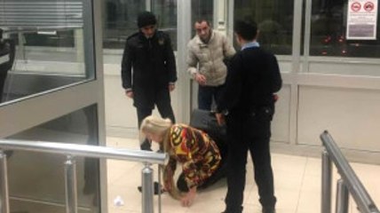 Sınır Kapısında Şoke Eden Görüntü! Bavulun İçinde Kadın Yakalandı