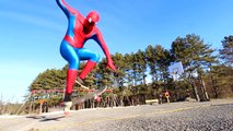Spiderman vs Venom vs Werewolf! - Skateboarding Tricks - Superhero Battle Movie In Real Life スパイダー
