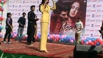Fitoor Movie Promotion by Katrina Kaif and Aditya Roy in IIMT College Noida!