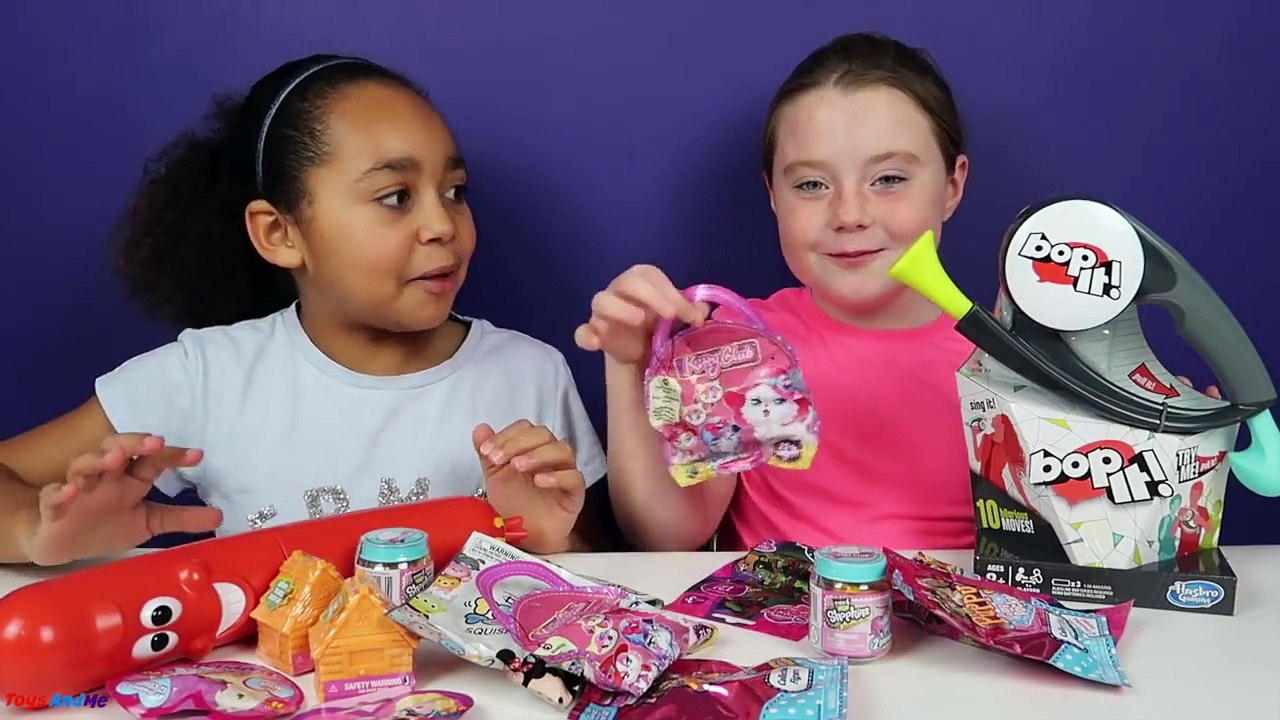 BOP IT VS SILLY SAUSAGE TOY CHALLENGE GAME - Disney Tsum Tsum - Shopkins - Animal Jam Prizes-Vz4d8CZPK