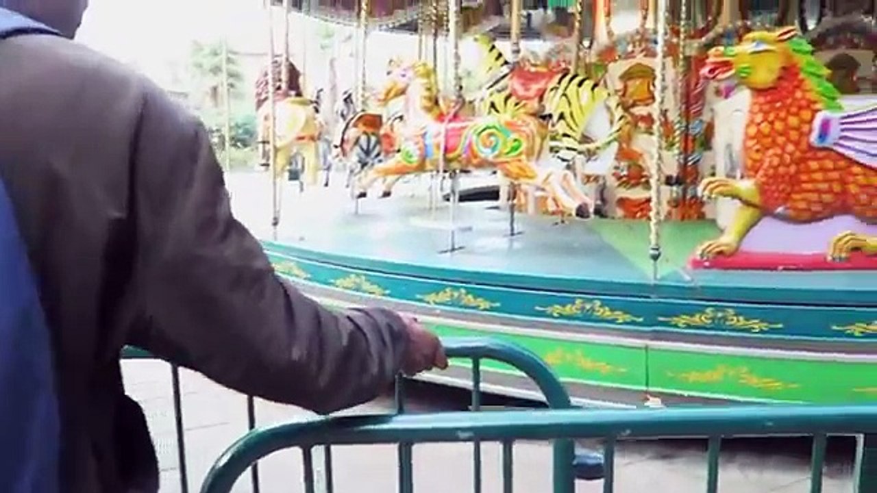 24 HOUR OVERNIGHT STAYING IN ZOO - (GONE BAD)