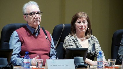 LITERATURA Y PERIODISMO por Juan José Millás