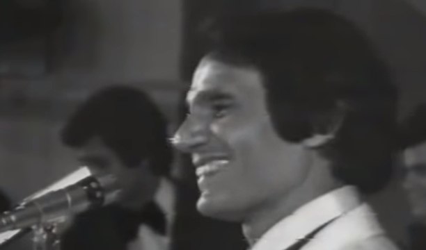 مقدمة عبد الحليم حافظ النادرة لقارئة الفنجان في معرض دمشق الدولي عام 1976 وحوار طريف مع الجمهور السوري