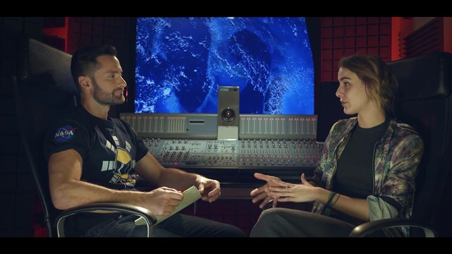 Hello Dav #7 MARION SECLIN - Dav Bow Man