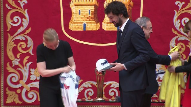 Comunidad recibe a un Real Madrid de Baloncesto mágico