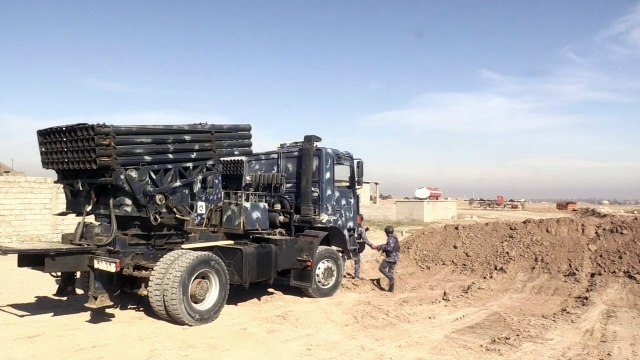 Forças iraquianas avançam para aeroporto de Mossul