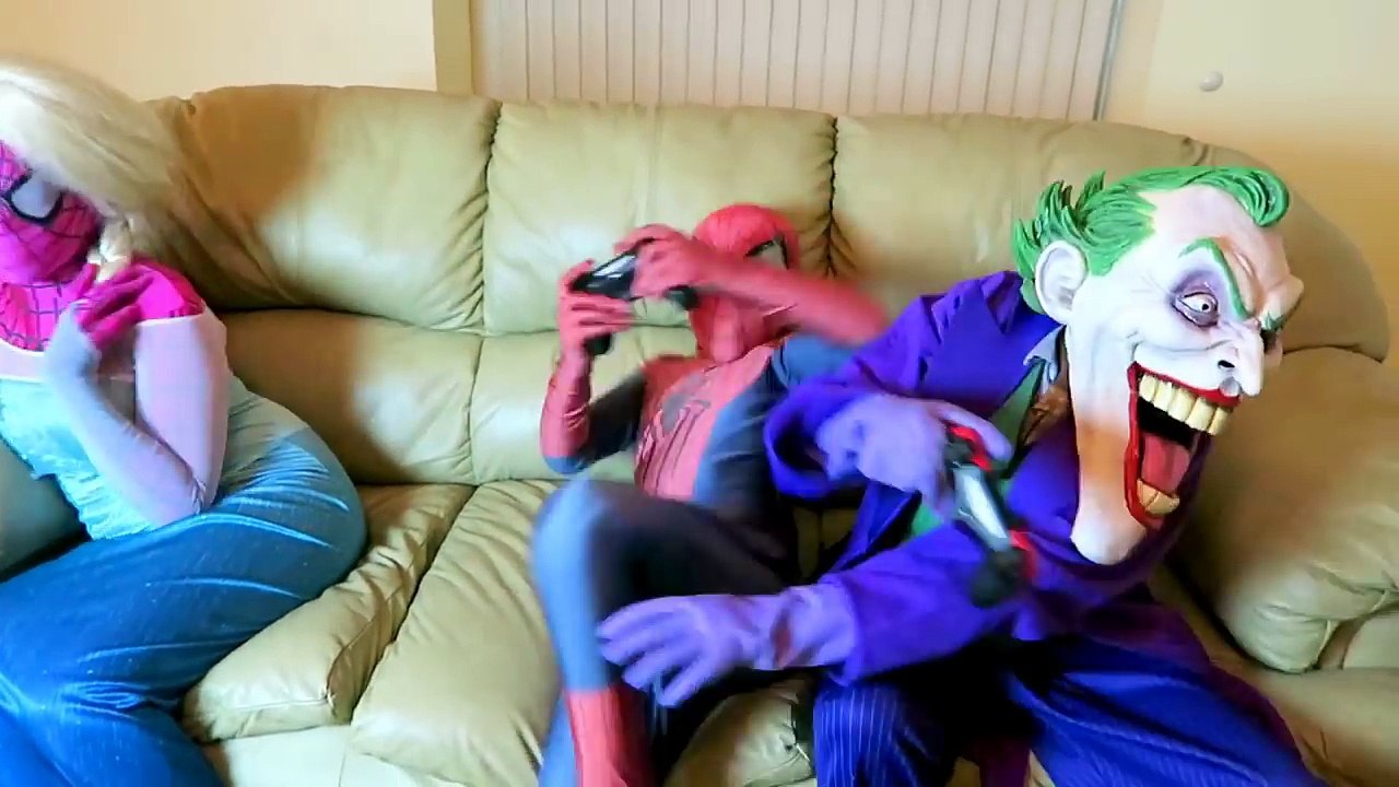Spiderman UNMASKED! Spiderman vs Joker w/ Frozen Elsa, Joker Girl, Hulk, Batman - Funny Su