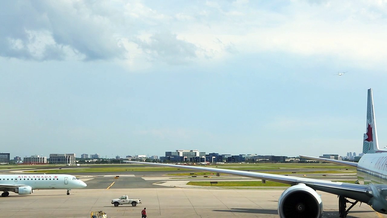 Airport - 991