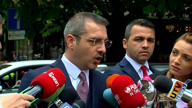MINISTRI I BRENDSHEM TAHIRI KERKON TE MOS BEHET POLITIKE ME SIGURINE PUBLIKE LAJM