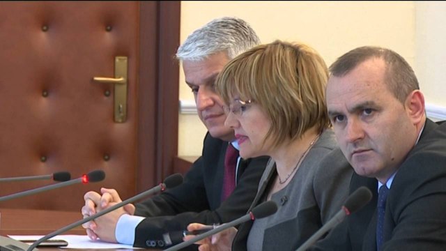 RREZOHET AMENDAMENTI “PRENGA”,PS DHE LSI “PRANOJME FENOMENIN POR JO EMRAT” LAJM mpg