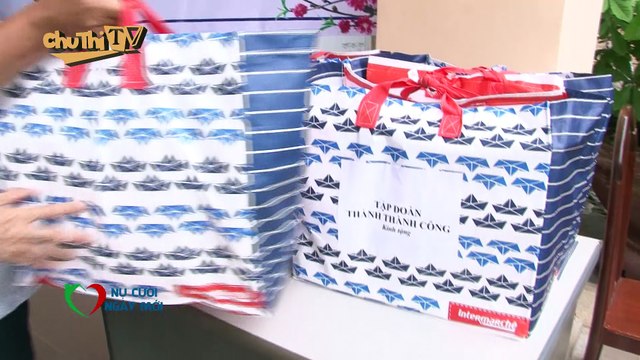 [CHU THỊ TV] Nụ cười ngày mới | Hội phụ nữ quận Tân Phú phát quà cho người nghèo