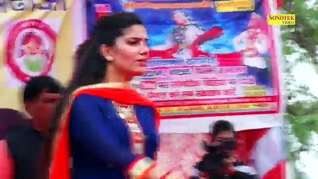 सपना घिर गई भीड़ में पब्लिक हुई बेकाबू(360p)