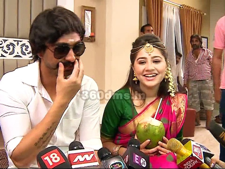 Yeh Hai Mohabbatein- Adi & Ruhi Shares About Upcoming Twists- ये है मोहब्बतें