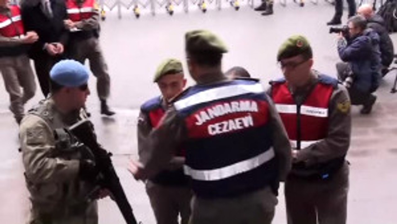 Halisdemir'i Şehit Eden Darbeciler Hakim Karşısına Çıkıyor (2)