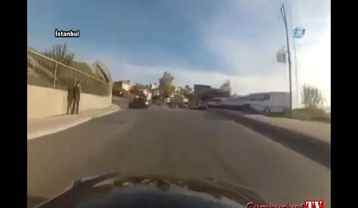 Driftçi trafik magandası kamerada