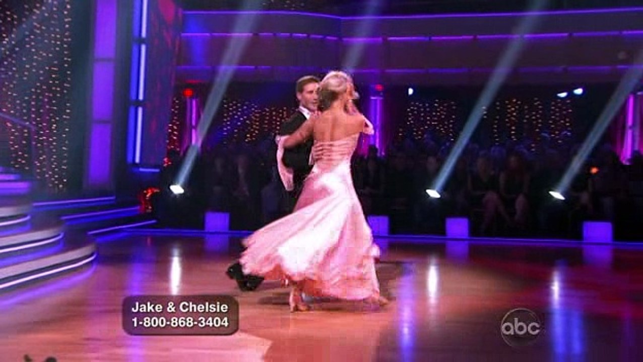 Jake Pavelka & Chelsie Hightower - Viennese Waltz
