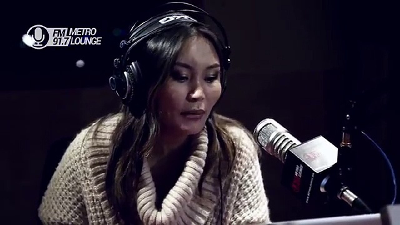 Gennie - Born in UB - Musikvideo музыка клип  music video(2)