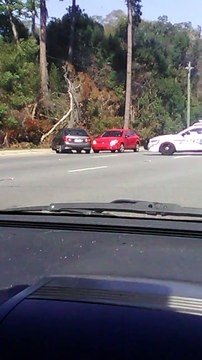 La course-poursuite la plus ridicule de l'année... Petit demi-tour au ralenti