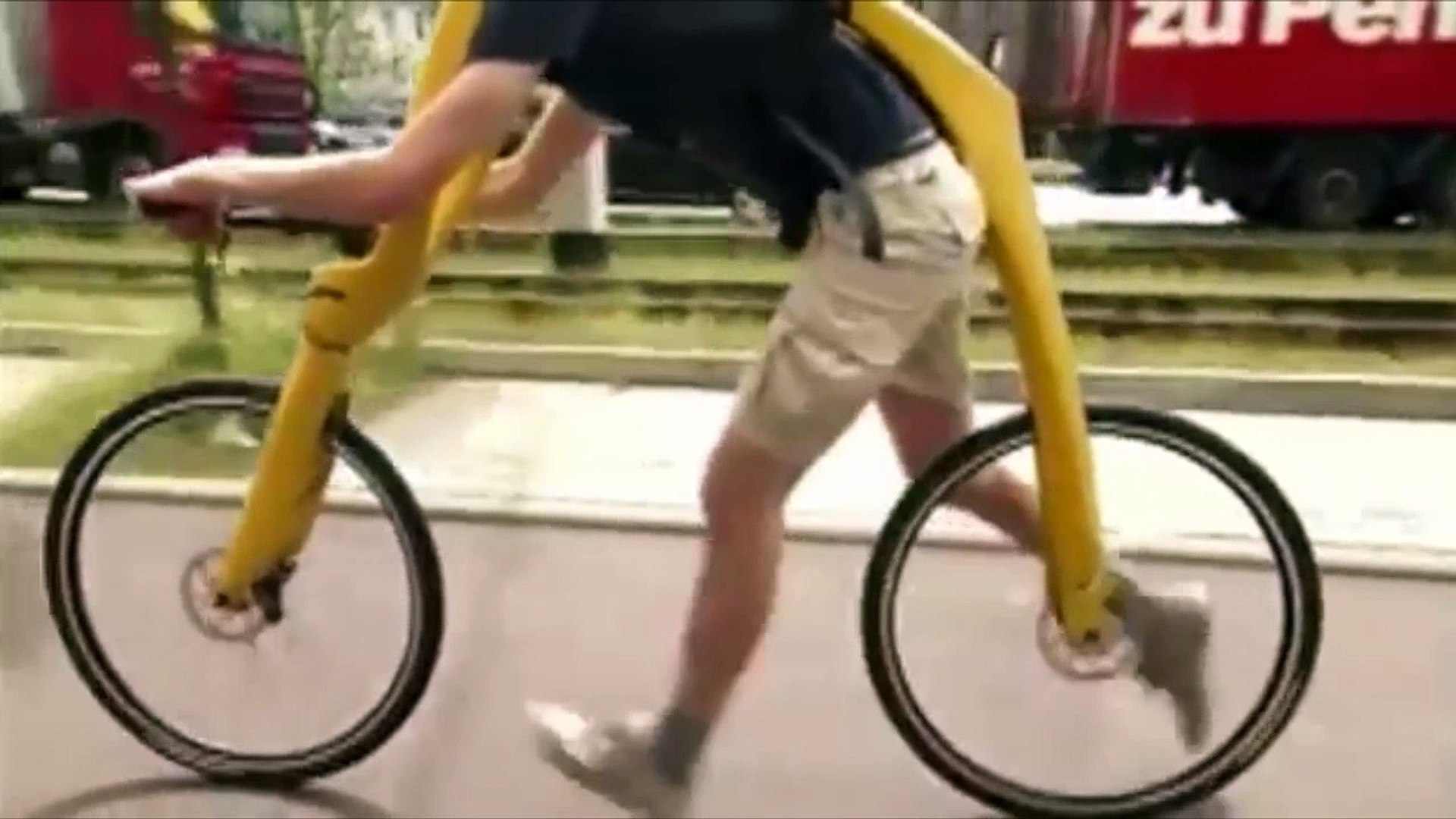 Un vélo sans selle ni pédales - Vidéo Dailymotion