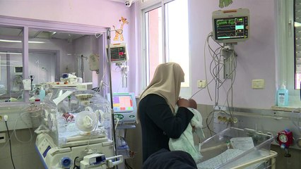 والدة من غزة تلتقي رضيعتها بعد ستة اشهر