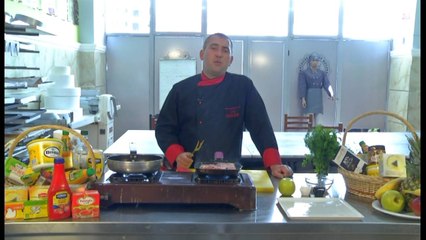 Receta e Ditës, "Bërxollë derri me salcë mjalti", 16 maj 2016 -Ora News -