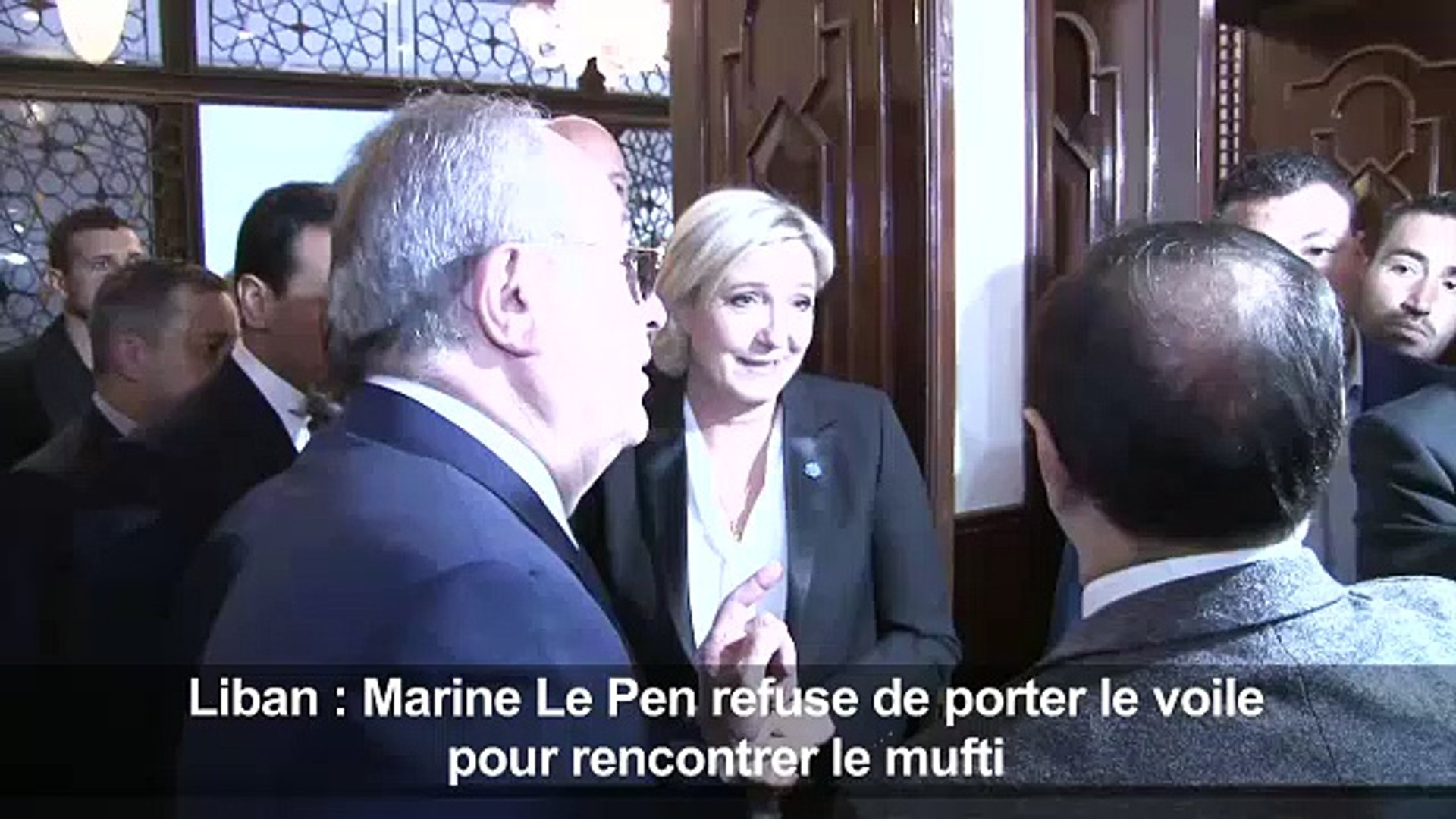 Liban: Le Pen refuse de porter le voile pour rencontrer le mufti - Vidéo  Dailymotion