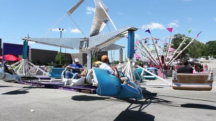 Scrambler Carnival ride 2016 Magnolia festival Gardendale Alabama
