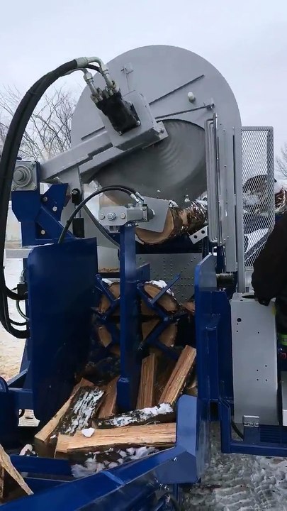 Coolest-Log-Splitter-Machine-Ever