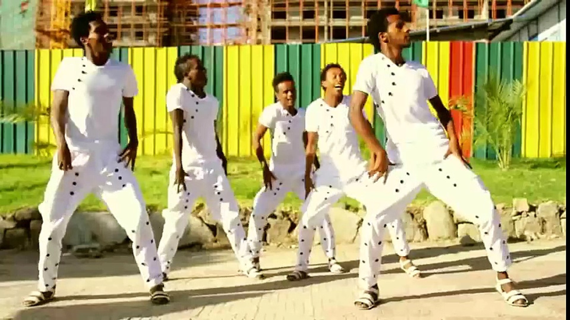 ⁣Ethiopia - Behailu Bayou - Feta Feta - (Official Music Video) New Ethiopian Music 2015 - YouTube