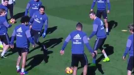 Marcelo's Funny Reaction After Casemiro Nutmegs Cristiano Ronaldo!
