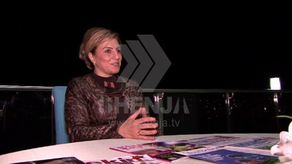 Ambasadorja turke: Vetëm ministri i arsimit mbron shkollat e FETO-s