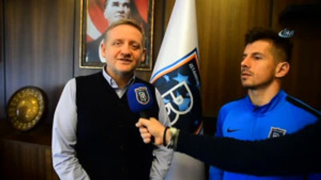 Emre Belözoğlu 1 Yıl Daha Başakşehir'de