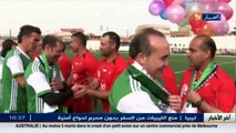 التعادل يحسم المباراة الإحتفالية بين قدماء اللاعبين الجزائريين و الفلسطنيين