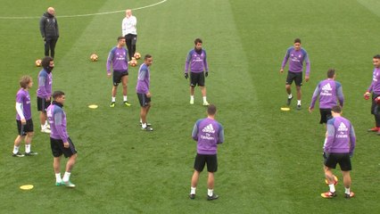 Real Madrid se enfrenta mañana a un Valencia renovado