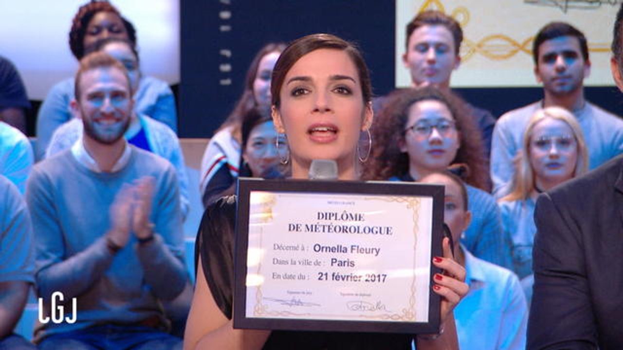 Ornella diplômée - Le Grand Journal du 21/02 - CANAL+