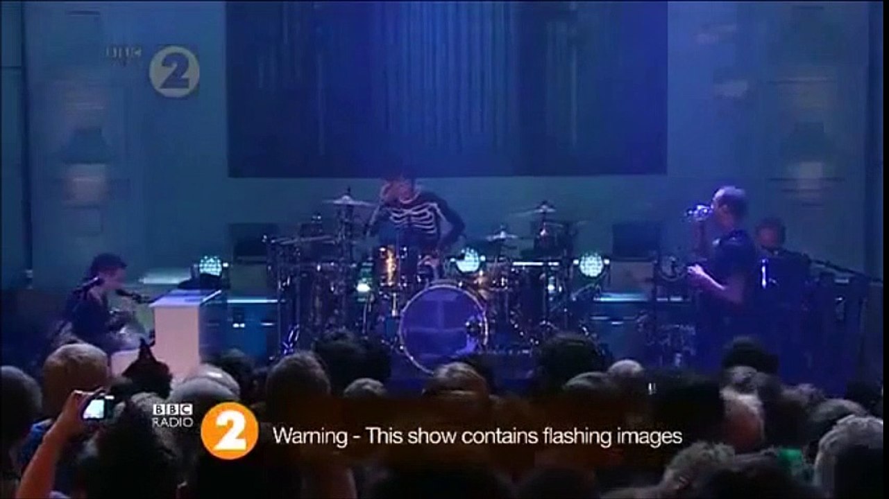 Muse - Falling Down, Radio 2 in Concert, 10/31/2012
