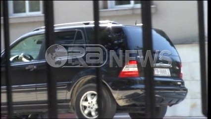 Ora News - Ngërçi me KED, Nishani konsulta me përfaqësues të partive parlamentare