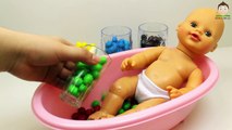 Bad Baby Doll Learn Colors Bath Time with Bubble Gum Candy - Fun Learning Colors for Kids