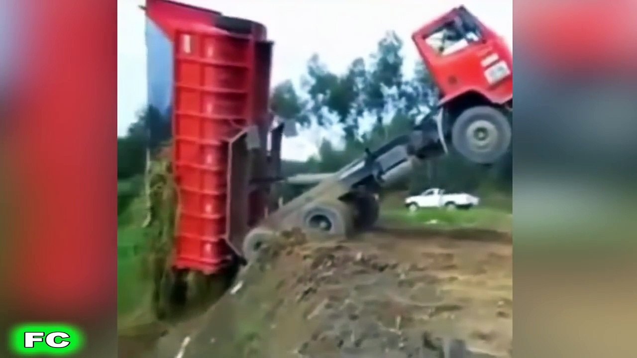 Best FAILS & Funny Videos 2017 Compilation (4)