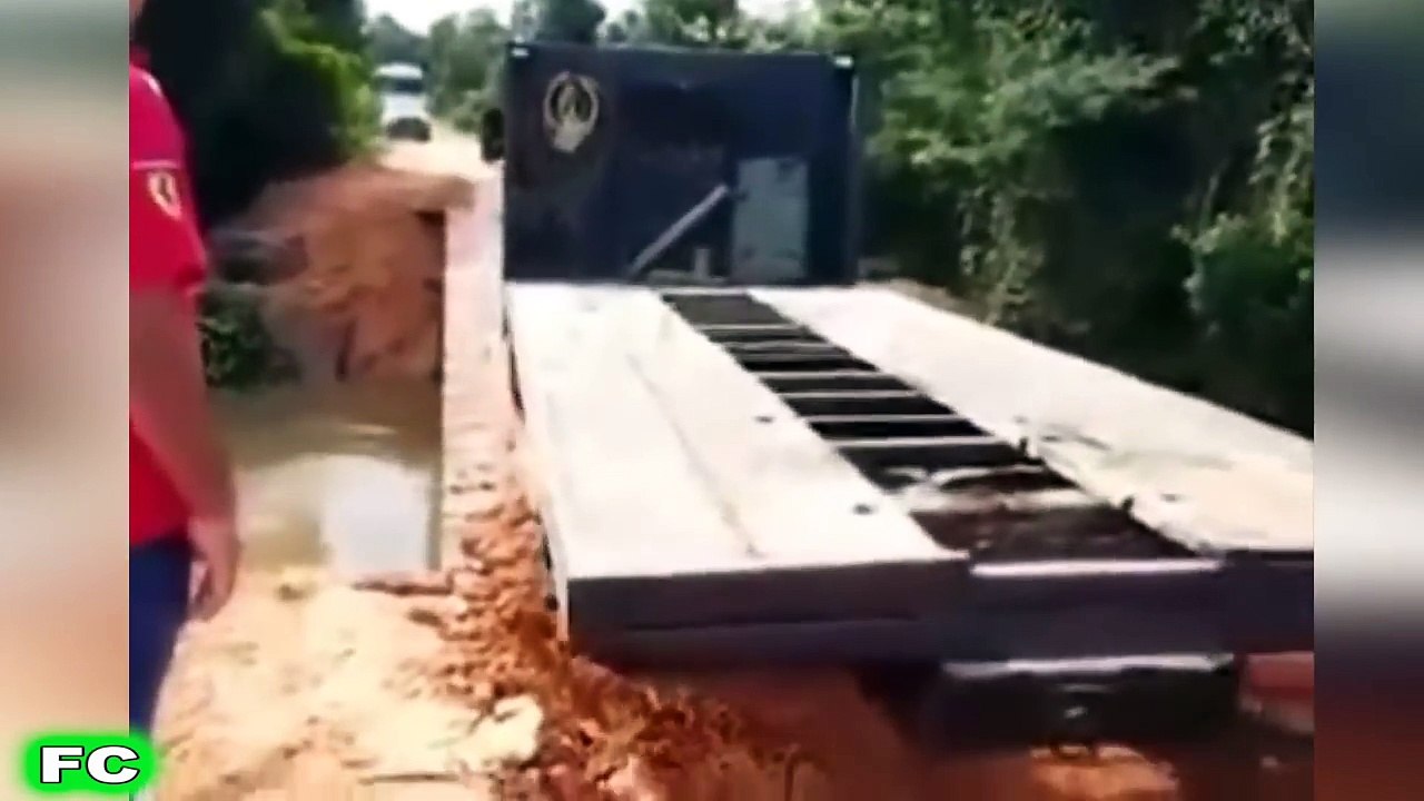Best FAILS & Funny Videos 2017 Compilation Part 2
