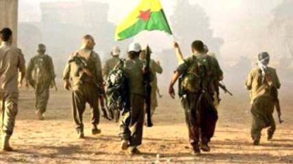 YPG'li Teröristler Türkiye'nin Yanı Başındaki Kasabaya Saldırdı