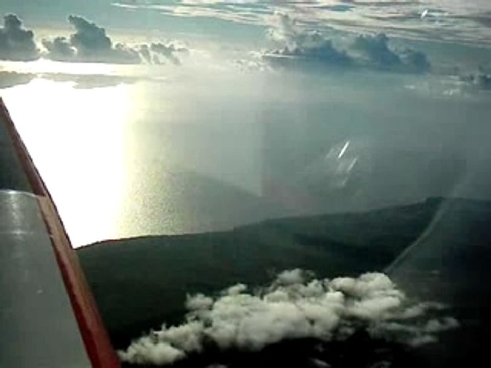 JODEL EXTREME  SURVOL DU VOLCAN ERUPTION A LA REUNION