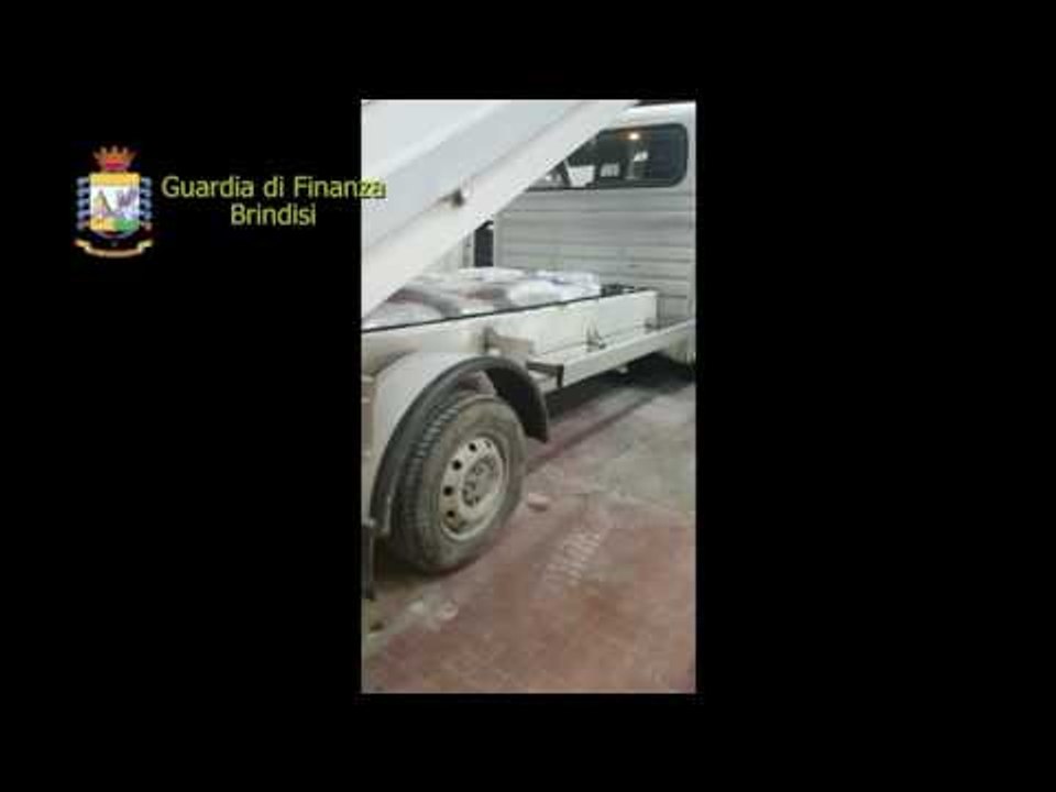 Ora News - Kapen 480 kg marijuanë në Itali, arrestohet kamionisti shqiptar