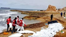 Libya: 74 dead refugees wash ashore in Zawiya