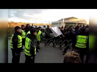 Kumanovë, qytetarët e revoltuar gjuajnë me gurë makinat dhe vendin ku mbahet mitingu i BDI-së