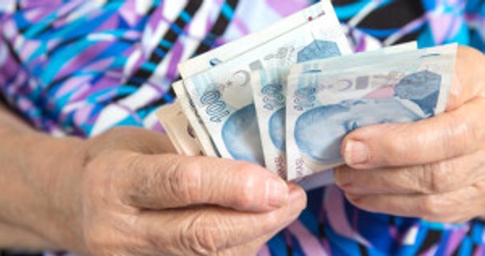 Emeklilik Yaşını Geri Çekmek İçin Doğum, Askerlik ve Yaş Fırsatı Var