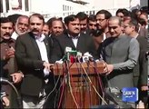 Full Drama outside Supreme Court as journalists, PML-N ministers engage in shouting match
