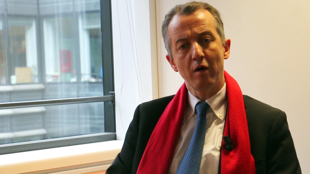 "Non, François Bayrou ne doit pas être candidat à la présidentielle" - L'Édito de Christophe Barbier