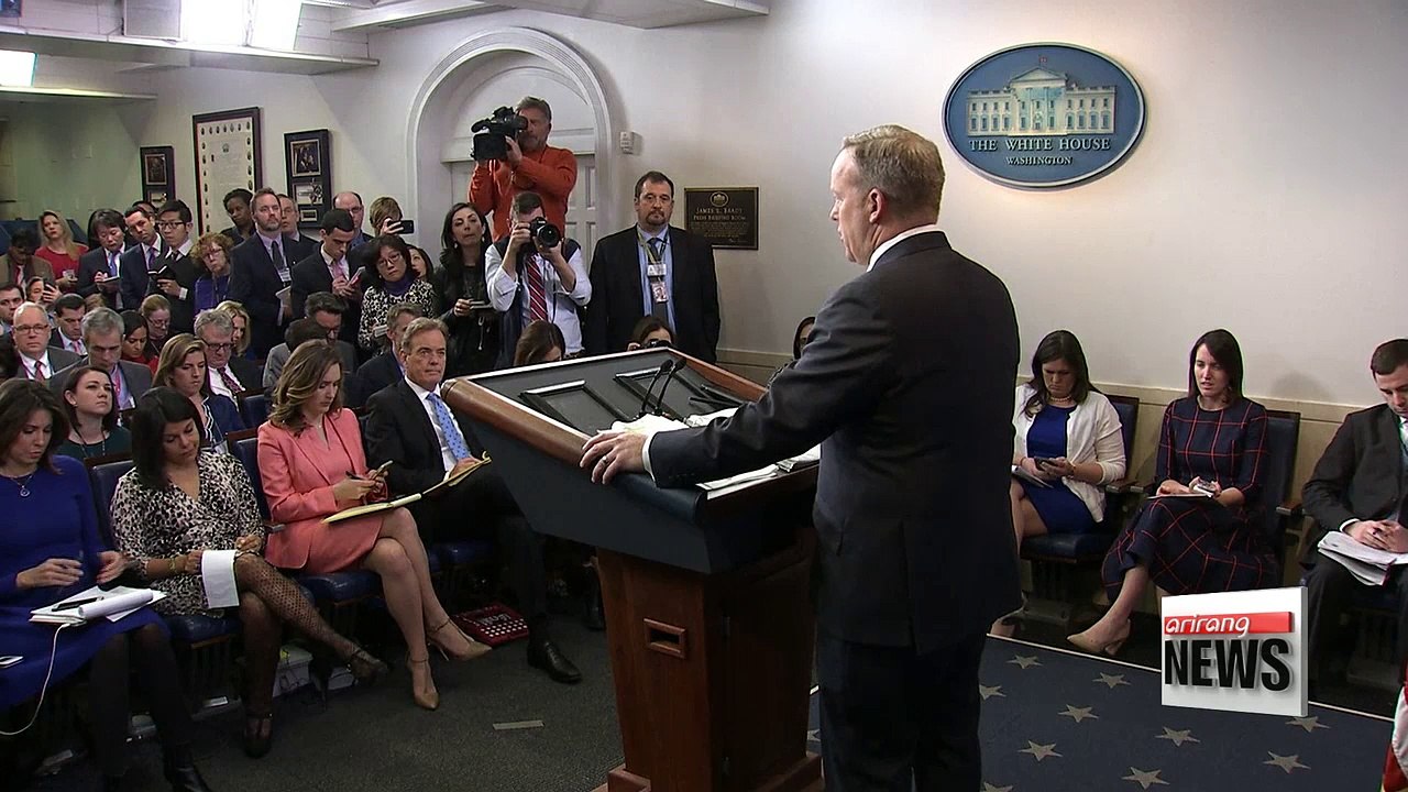 White House plans to review all U.S. trade deals: Spicer